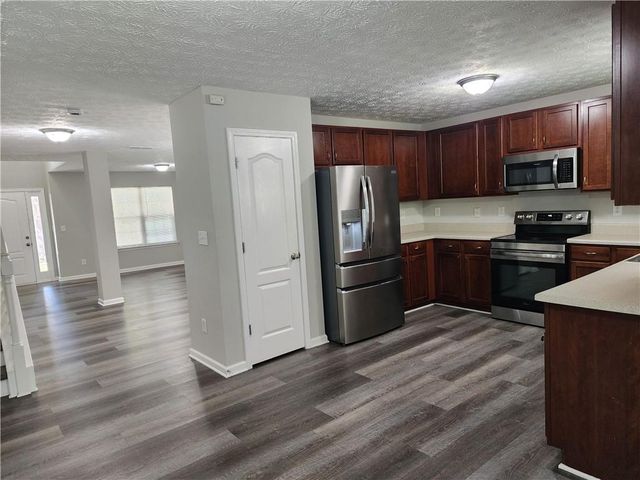 2382 Temple View Drive, Snellville, GA 30078
