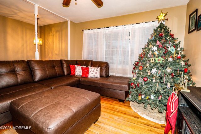 7 Alan Terrace, Jackson, NJ 08527