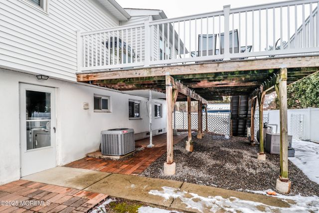 7 Alan Terrace, Jackson, NJ 08527