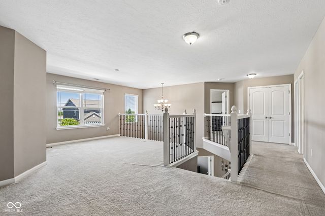 9257 Thames Drive, Avon, IN 46123