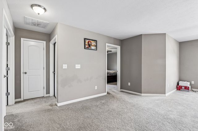 9257 Thames Drive, Avon, IN 46123