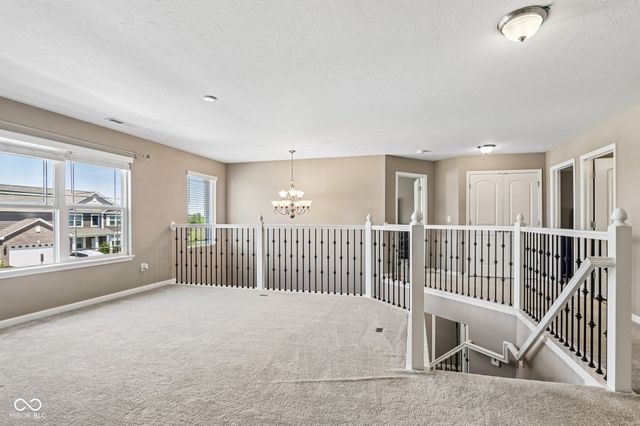 9257 Thames Drive, Avon, IN 46123
