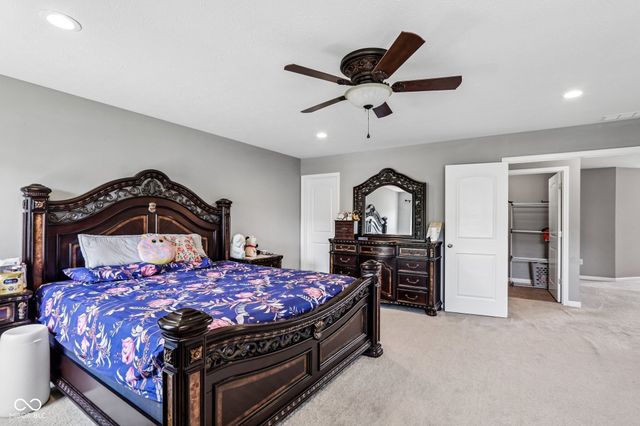 9257 Thames Drive, Avon, IN 46123