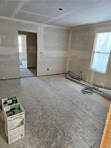 120 N Duff Avenue, Sulphur Springs, AR 72768