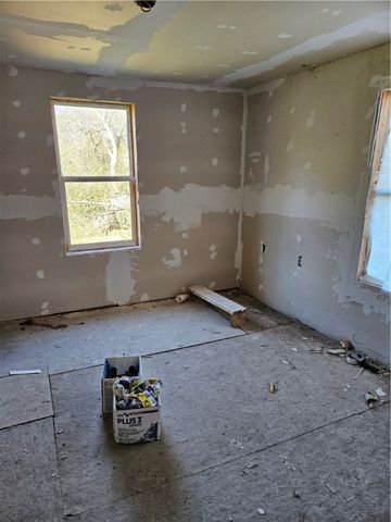 120 N Duff Avenue, Sulphur Springs, AR 72768