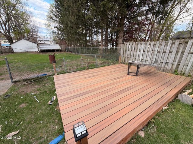 1025 Hegeman Street, Schenectady, NY 12306