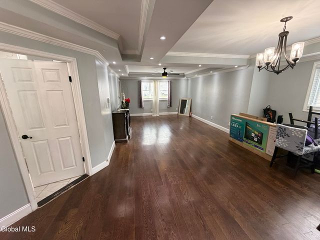 1025 Hegeman Street, Schenectady, NY 12306