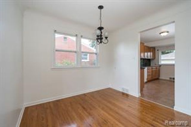 35030 S Elmira Street, Livonia, MI 48150