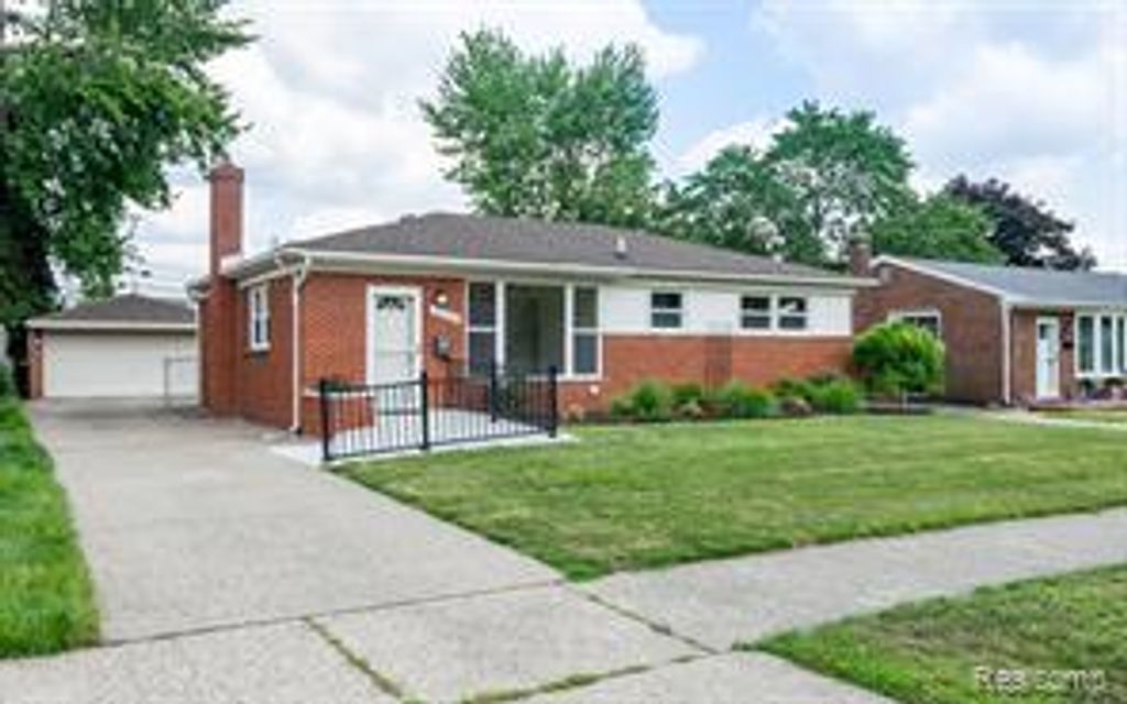 35030 S Elmira Street, Livonia, MI 48150