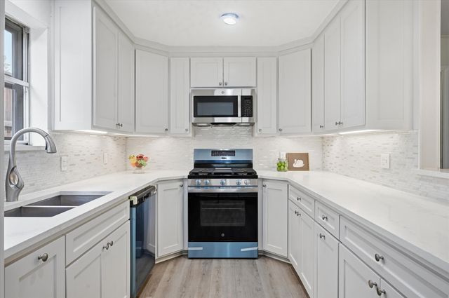 2006 Normandy Drive, Irving, TX 75060