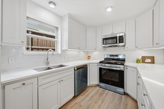 2006 Normandy Drive, Irving, TX 75060