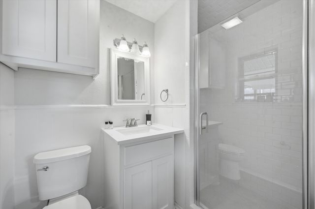 2006 Normandy Drive, Irving, TX 75060