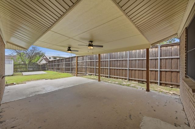 2006 Normandy Drive, Irving, TX 75060