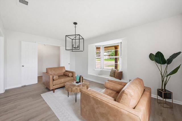 2006 Normandy Drive, Irving, TX 75060