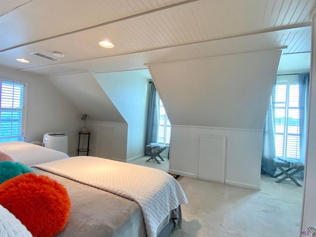 6980 False River Rd, Oscar, LA 70762