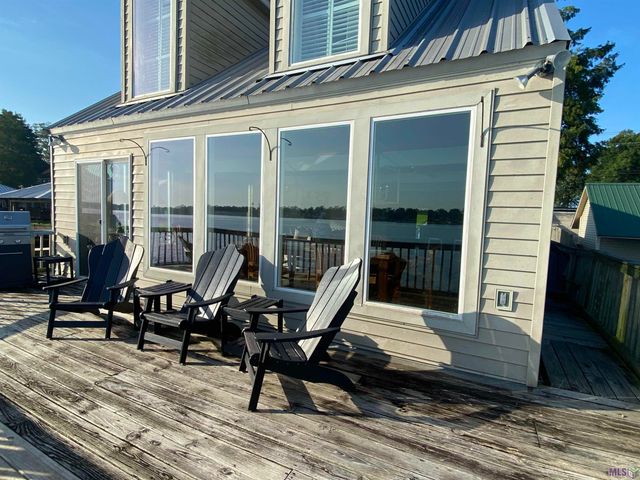 6980 False River Rd, Oscar, LA 70762