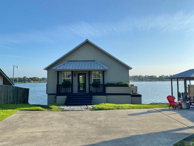 6980 False River Rd, Oscar, LA 70762