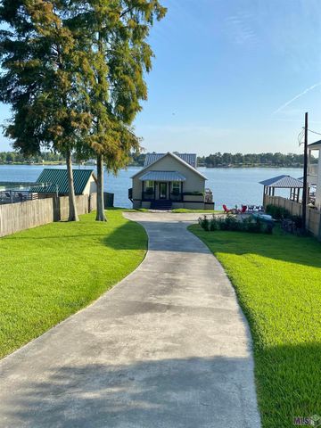 6980 False River Rd, Oscar, LA 70762