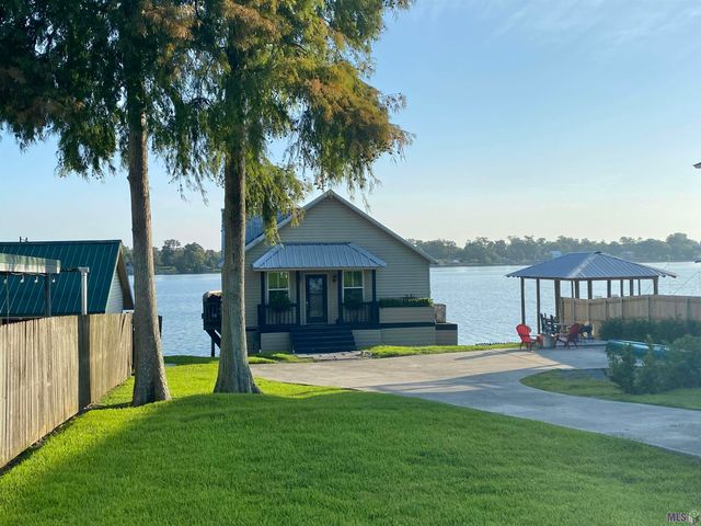 6980 False River Rd, Oscar, LA 70762