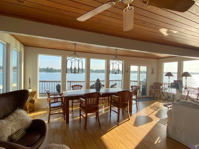 6980 False River Rd, Oscar, LA 70762