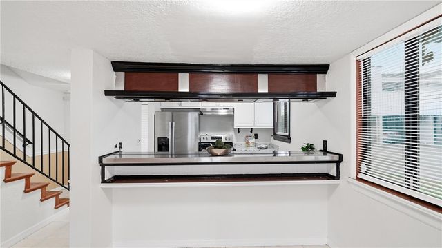 1412 OAK PLACE A, Apopka, FL 32712
