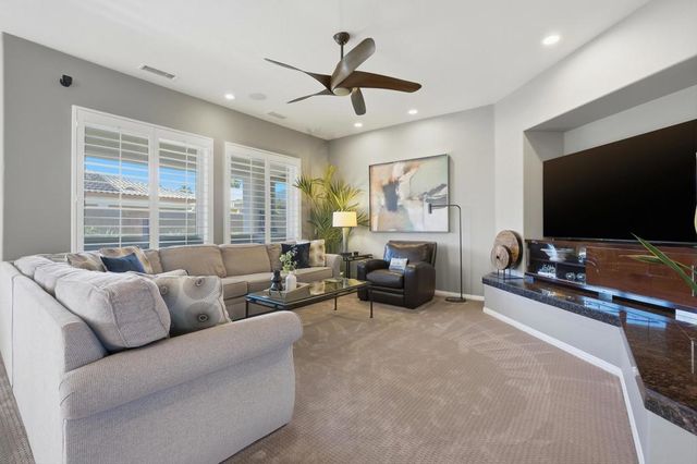 36297 Da Vinci Drive, Cathedral City, CA 92234