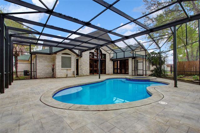 21405 Whispering Pines, Humble, TX 77338