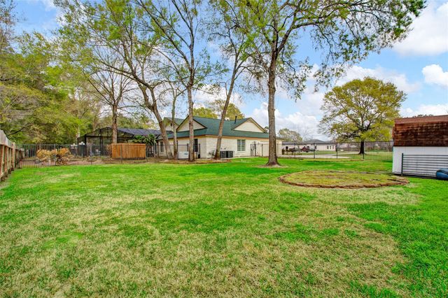 21405 Whispering Pines, Humble, TX 77338