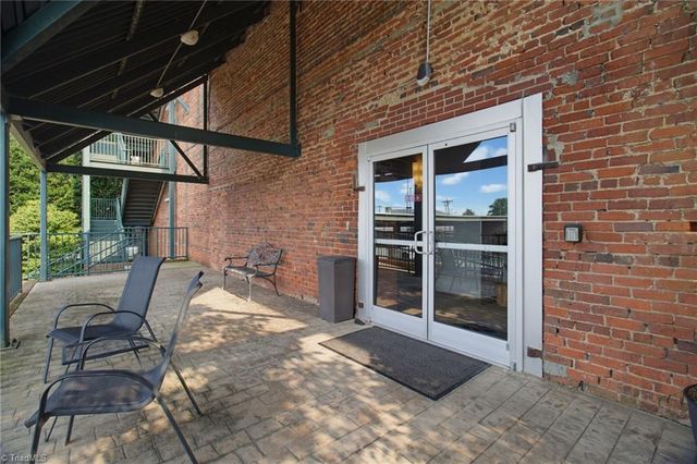 836 Oak Street 306, Winston-salem, NC 27101