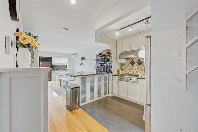 84-05 Queens Boulevard 5C, Elmhurst, NY 11373