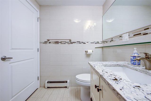 84-05 Queens Boulevard 5C, Elmhurst, NY 11373