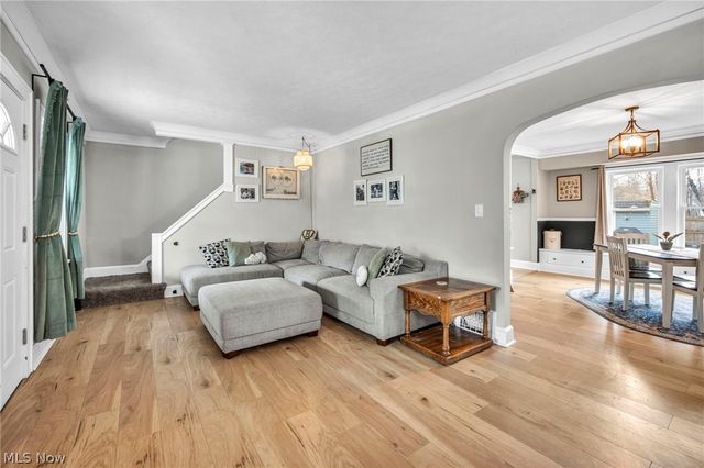 3322 Altamont Avenue, Cleveland Heights, OH 44118