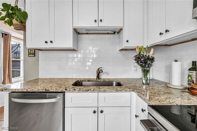 3322 Altamont Avenue, Cleveland Heights, OH 44118