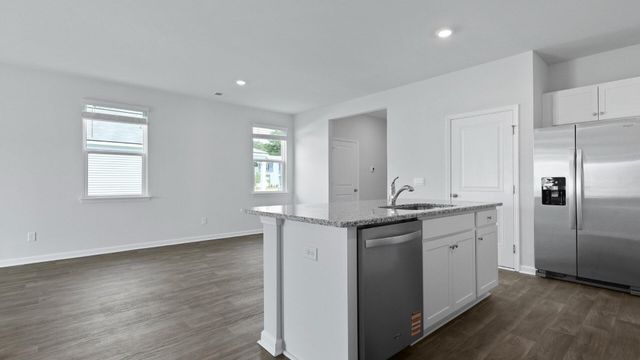 301 Watersglen Drive, Summerville, SC 29486