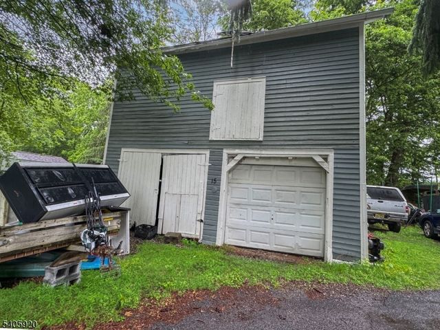 15 Fisk St, Belvidere Twp., NJ 07823