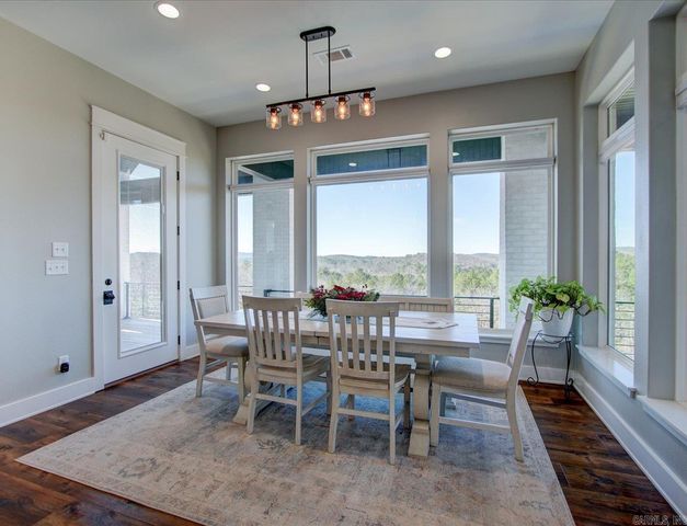 255 Falcon Ridge Trl, Hot Springs Village, AR 71909