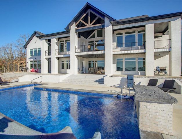 255 Falcon Ridge Trl, Hot Springs Village, AR 71909