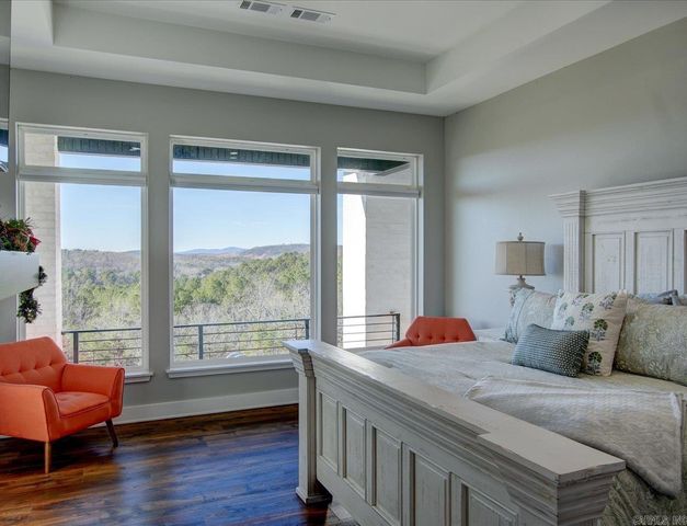 255 Falcon Ridge Trl, Hot Springs Village, AR 71909