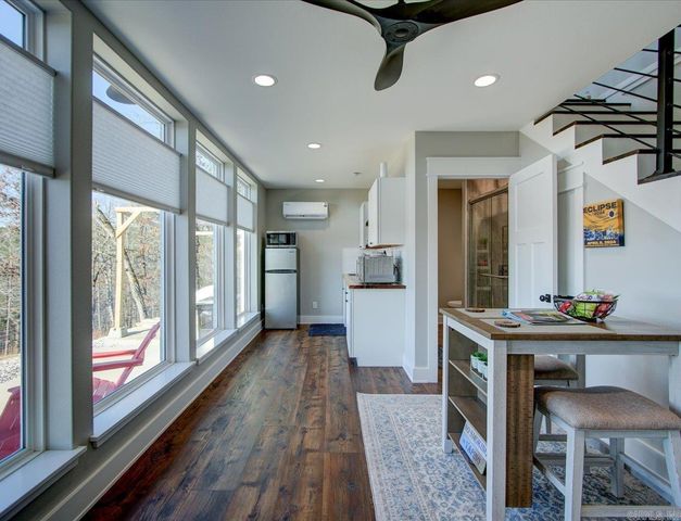 255 Falcon Ridge Trl, Hot Springs Village, AR 71909