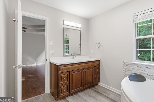 5697 Glandor Drive SE, Mableton, GA 30126