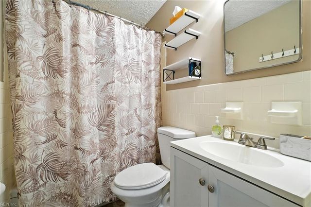 525 Stockton ST, Hampton, VA 23669
