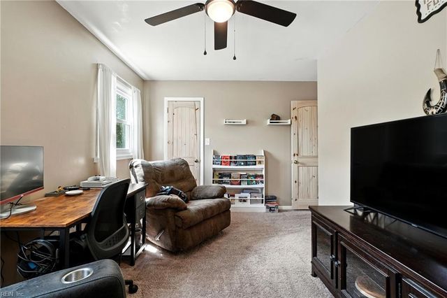 525 Stockton ST, Hampton, VA 23669