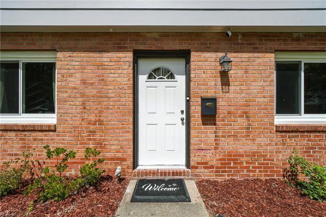 525 Stockton ST, Hampton, VA 23669