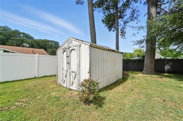 525 Stockton ST, Hampton, VA 23669
