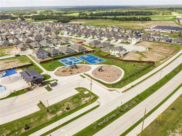 6226 Pocono Drive, College Station, TX 77845