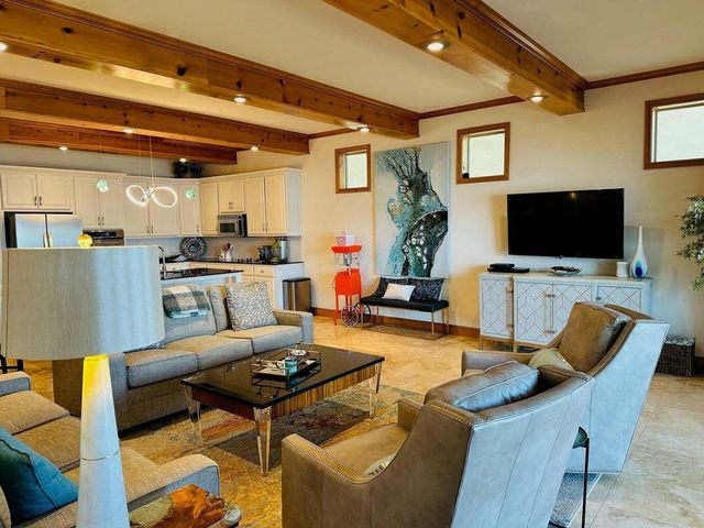 57425 East Hwy 125 2031, Monkey Island, OK 74331