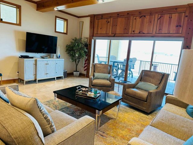 57425 East Hwy 125 2031, Monkey Island, OK 74331