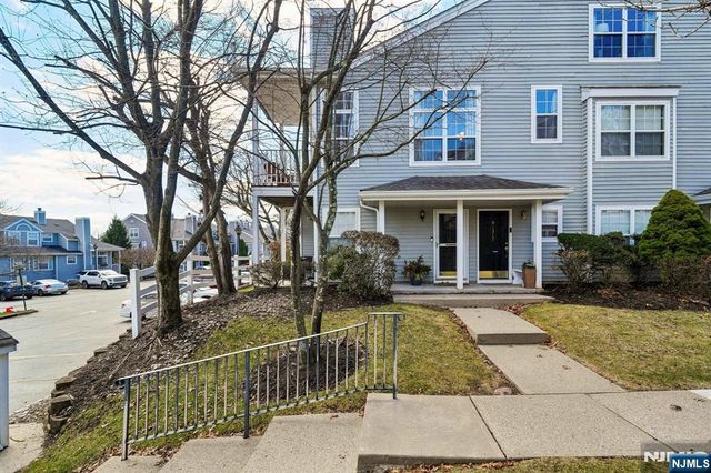 1317 Paddington Road, Mahwah, NJ 07430