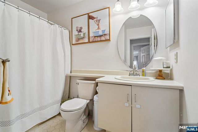 1317 Paddington Road, Mahwah, NJ 07430
