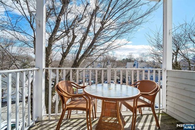 1317 Paddington Road, Mahwah, NJ 07430